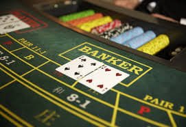 Philippines players enjoying Caesars online gaming on mobile